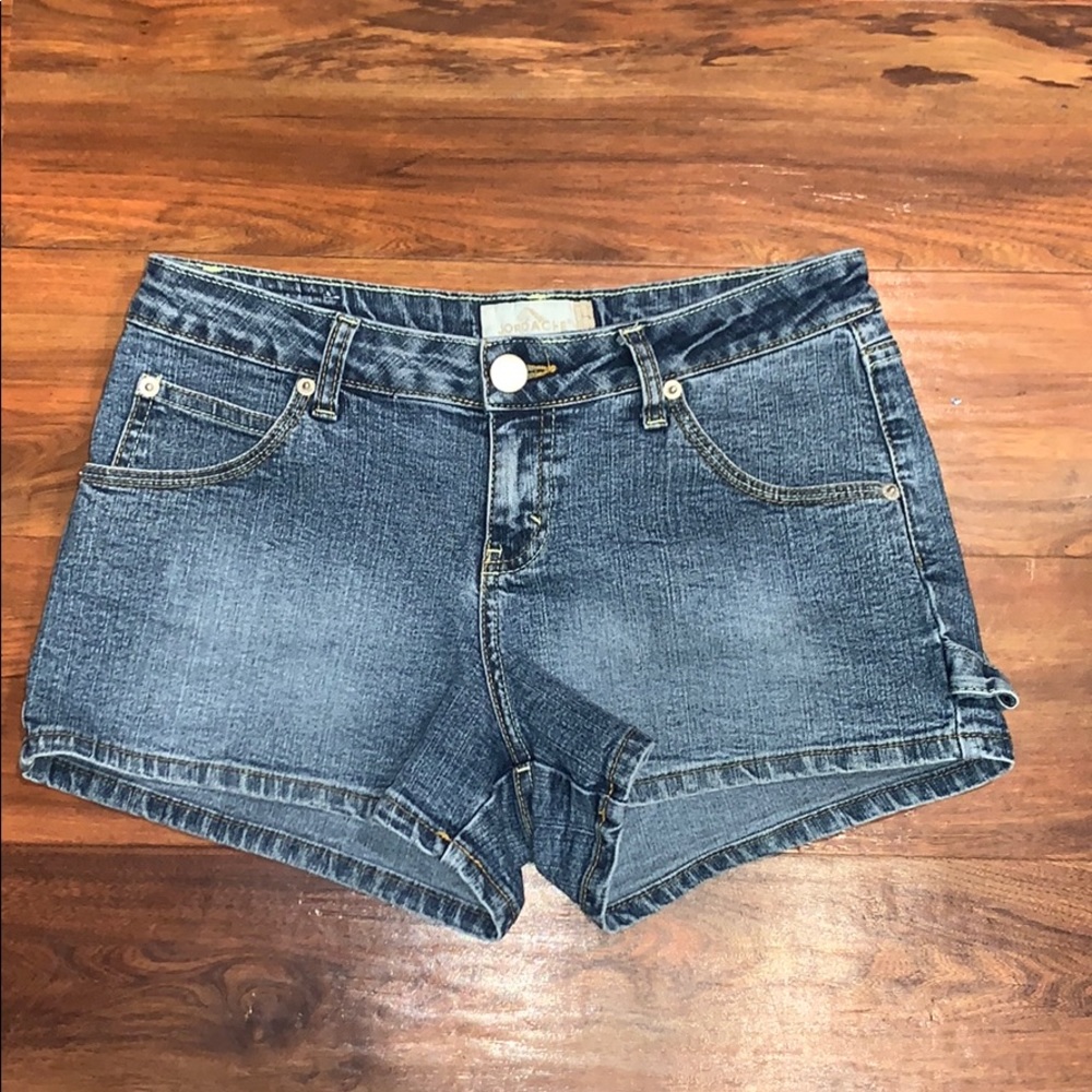 90’s cargo jean shorts Jordache 9/10